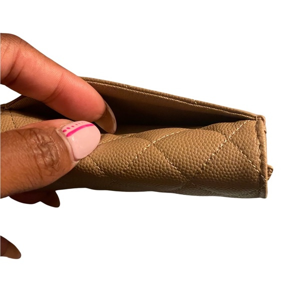 ‼️SOLD‼️CHANEL 22A Beige/ Caramel Classic Flap Card Holder NWT - Picture 8 of 13